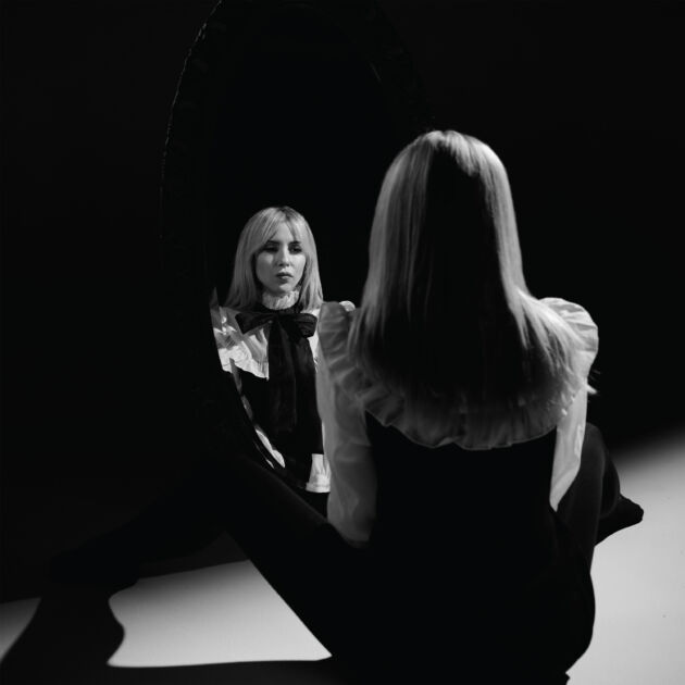 Brie Stoner — Me Veo - Sale! album cover